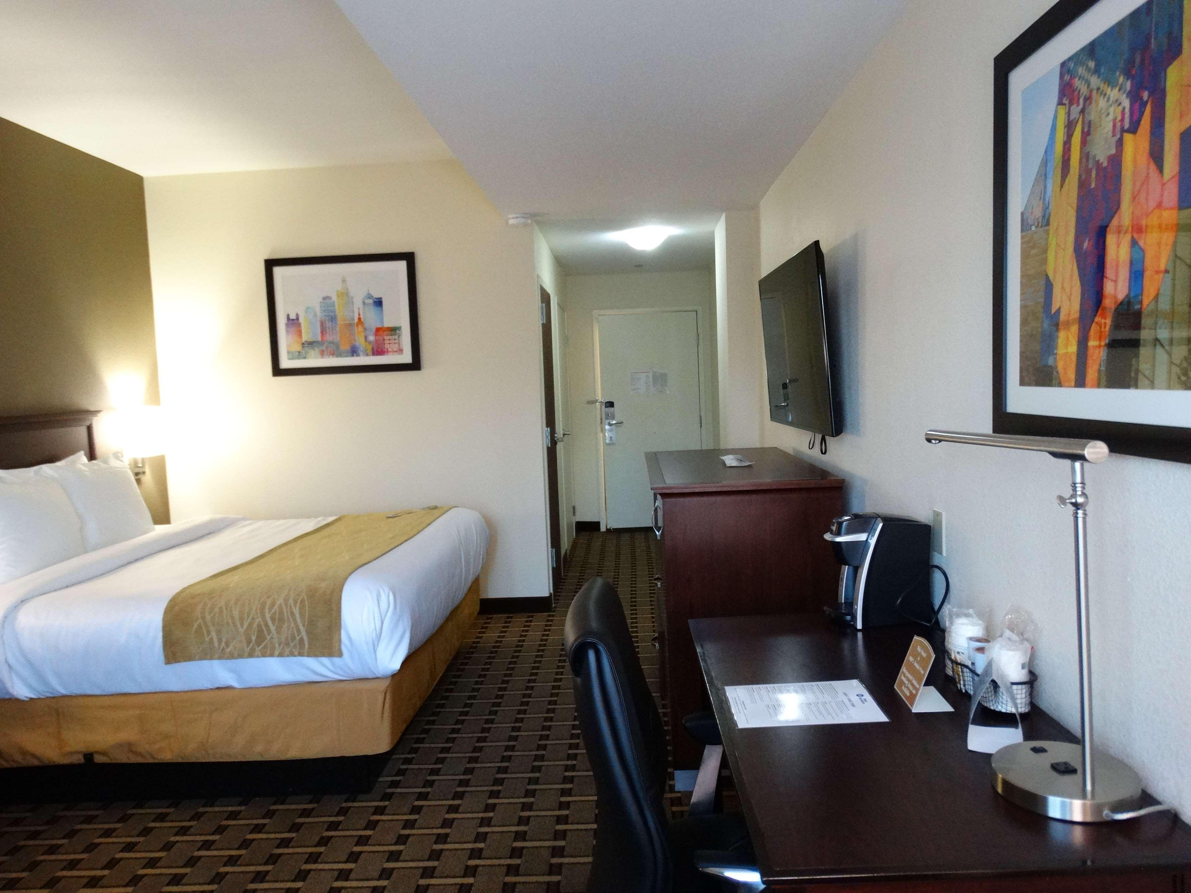 Best Western Plus Wausau-Rothschild Hotel מראה חיצוני תמונה