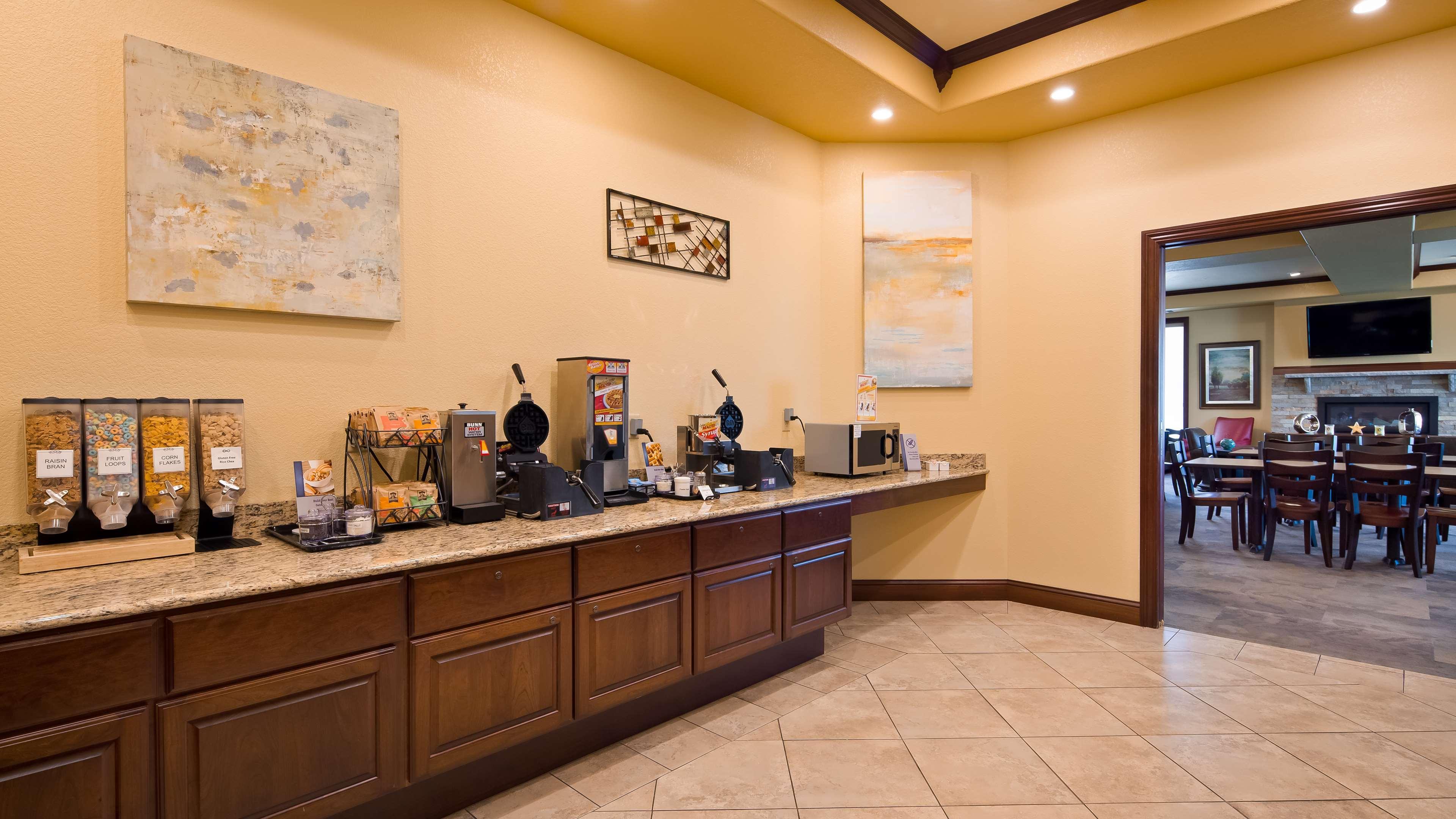 Best Western Plus Wausau-Rothschild Hotel מראה חיצוני תמונה